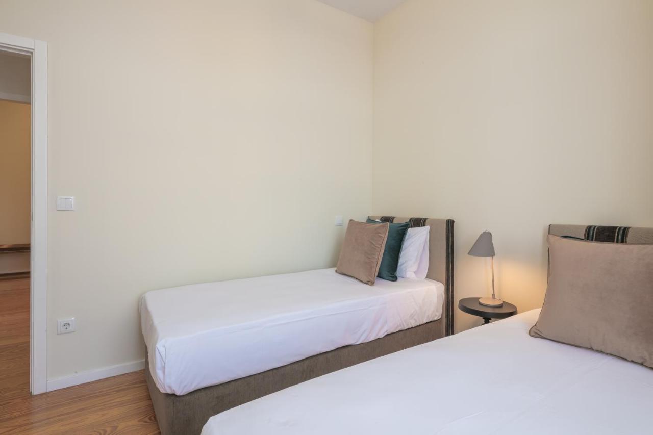 Bo - Fernandes Tomas Apartament