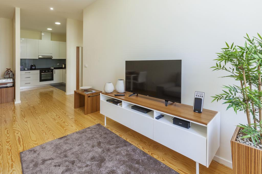 Bo - Fernandes Tomas Apartament